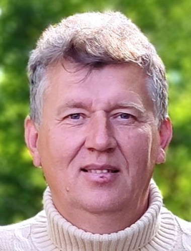 Михаил Веселов
